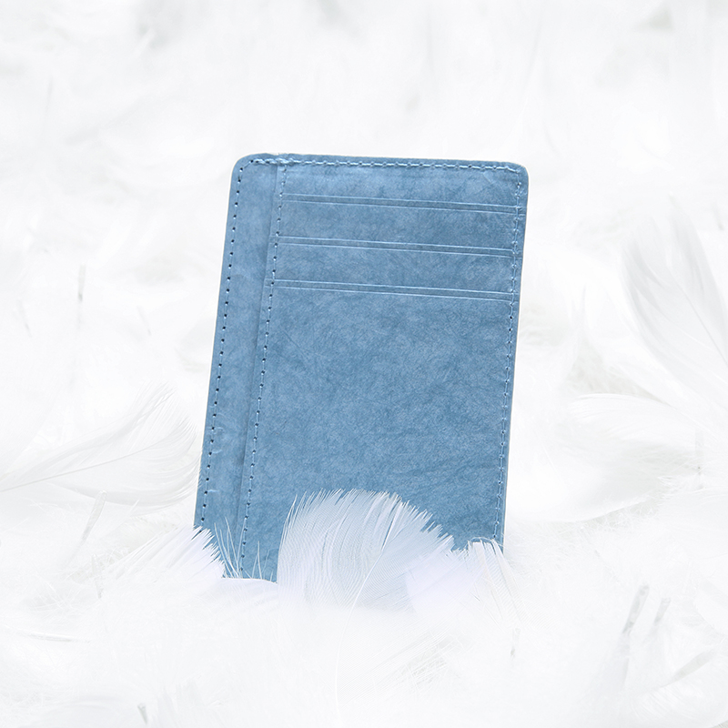 Minimalist wallet women