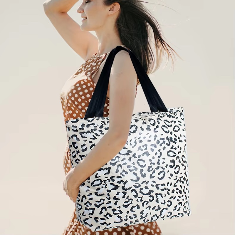 Eco-Friendly Fashion Tote OEM