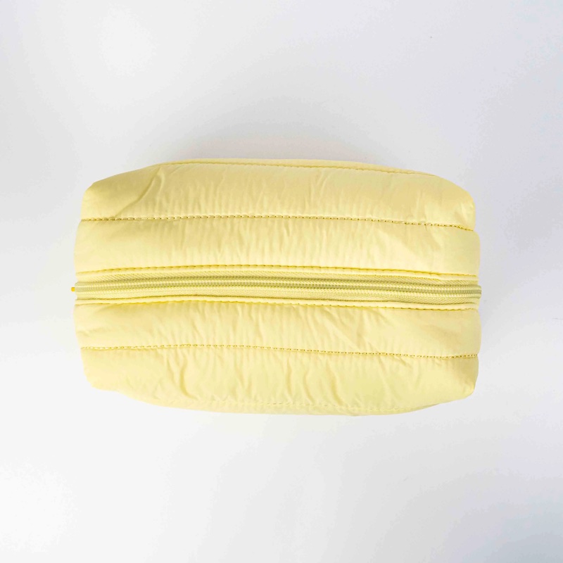 OEM/ODM soft texture zipper cosmetic bag