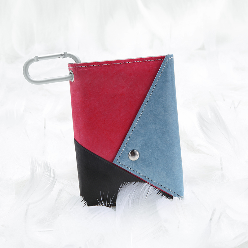 Portafoglio RFID da donna – Elegante porta carte a tre ante con design a foglia, tasca porta monete con cerniera e finestra per documenti, colore nero piccolo